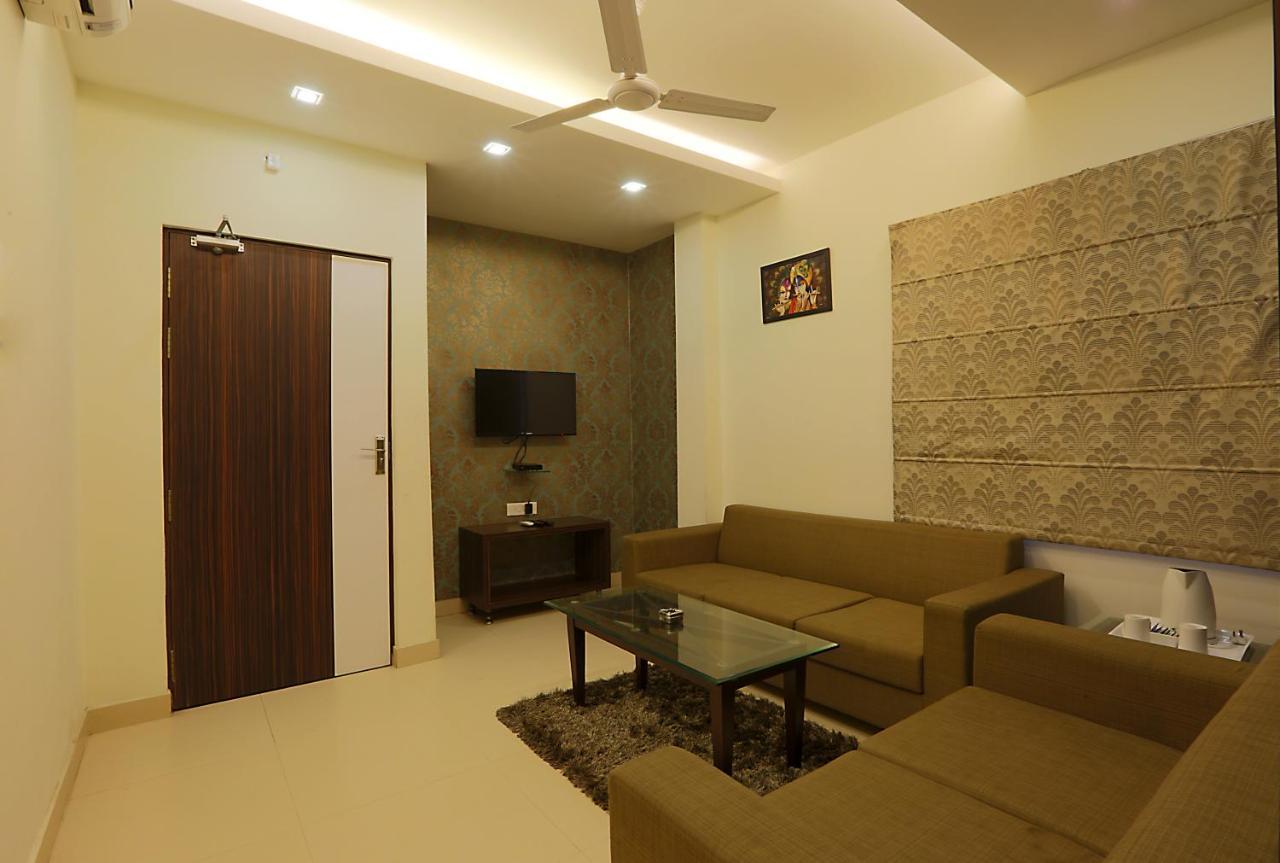 Hotel Premiere Villa Varanasi Luaran gambar
