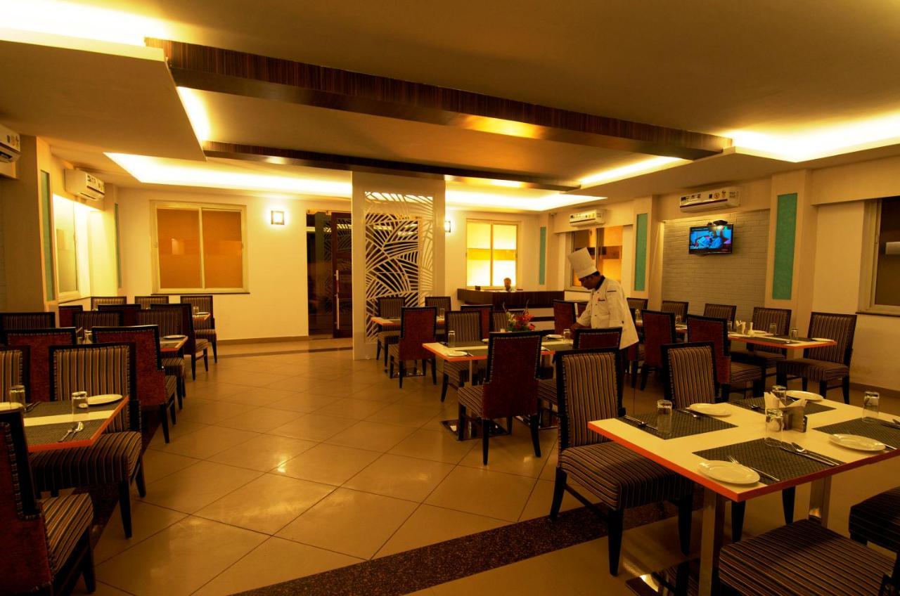 Hotel Premiere Villa Varanasi Luaran gambar