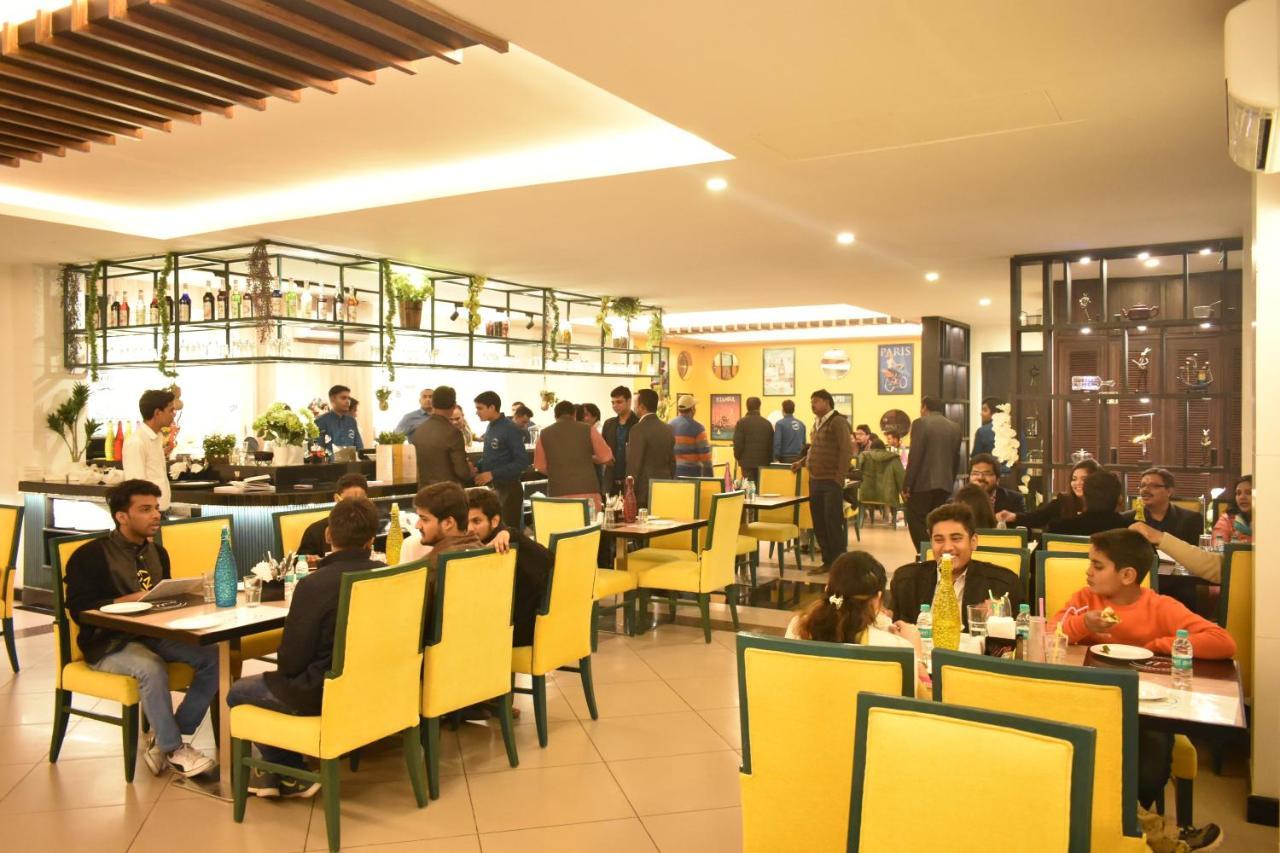 Hotel Premiere Villa Varanasi Luaran gambar