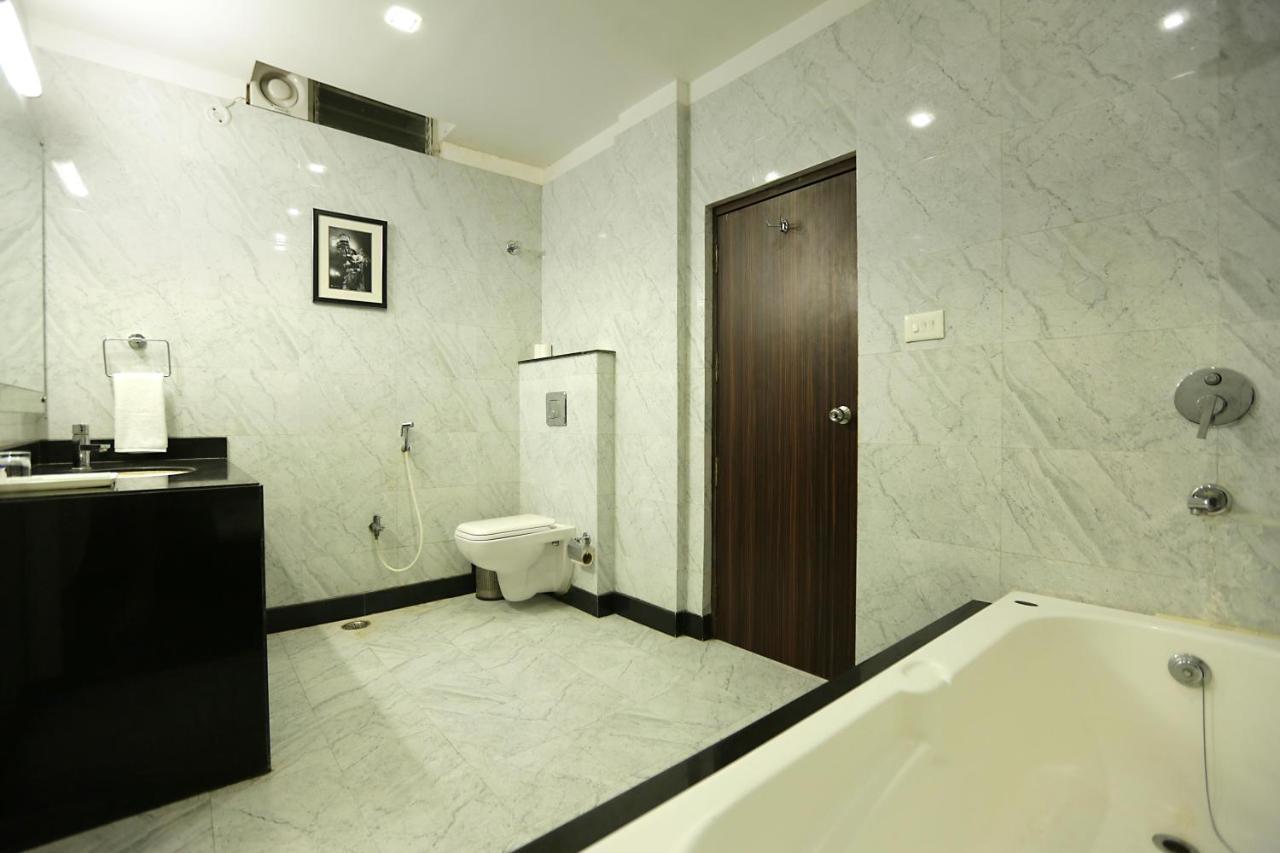 Hotel Premiere Villa Varanasi Luaran gambar