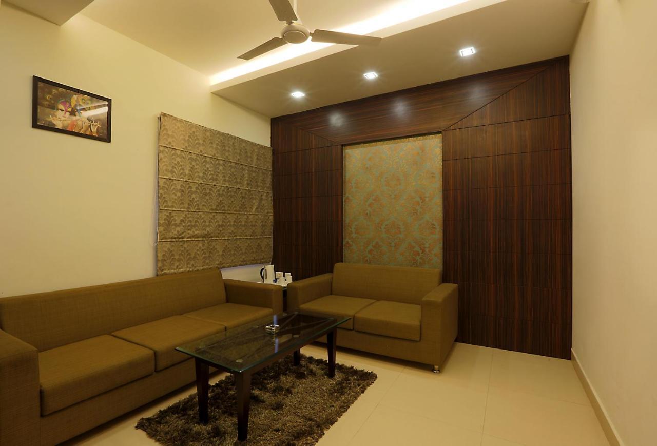 Hotel Premiere Villa Varanasi Luaran gambar