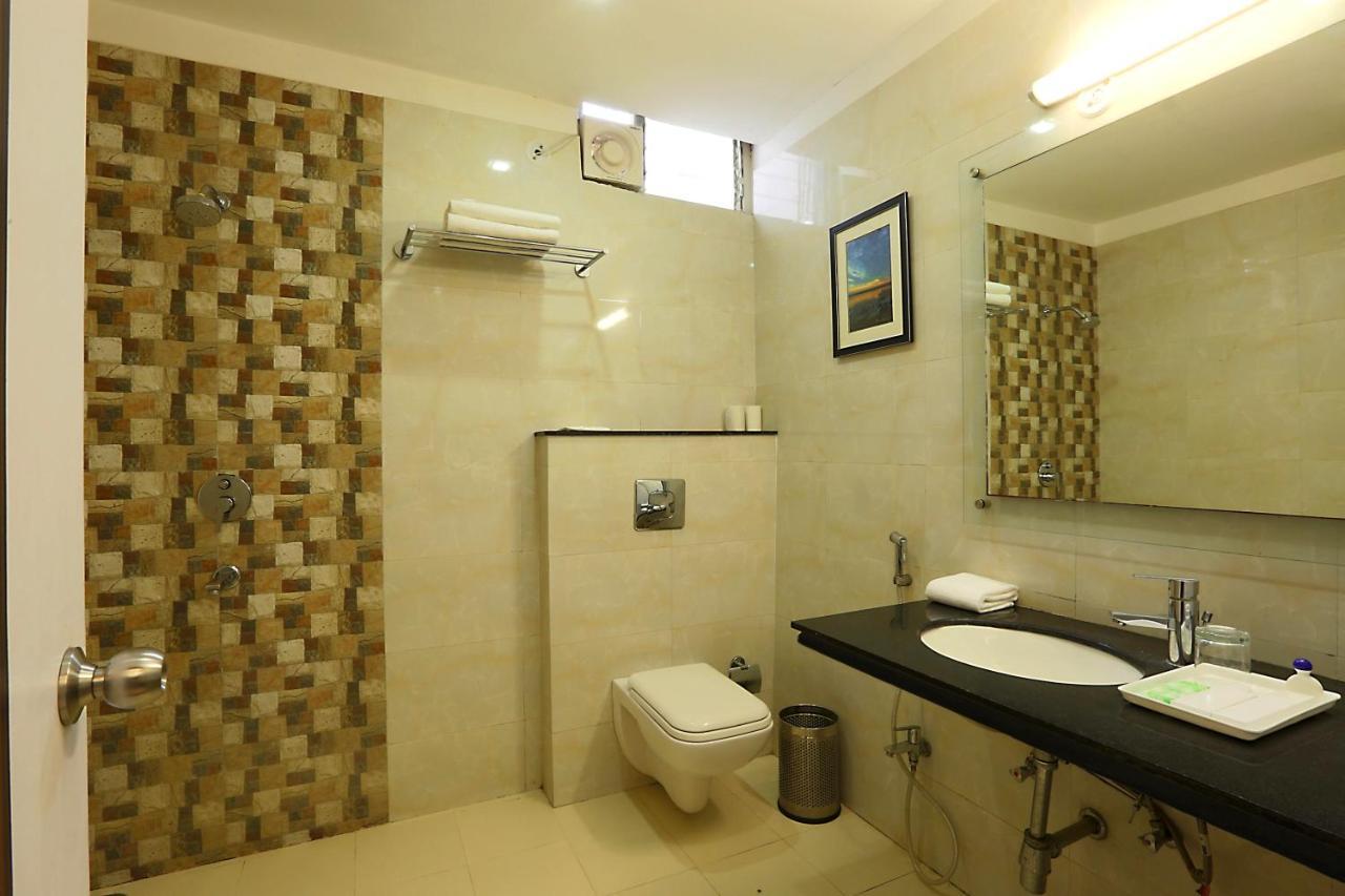 Hotel Premiere Villa Varanasi Luaran gambar