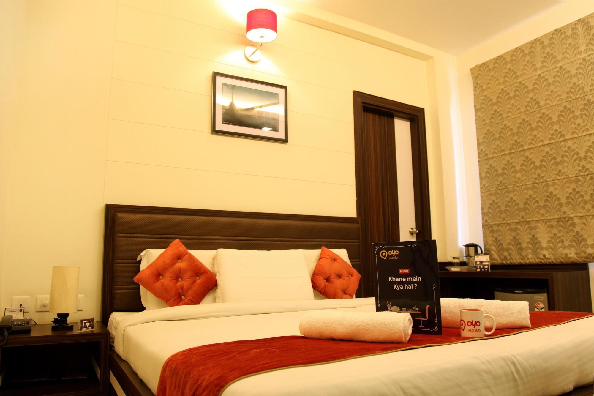 Hotel Premiere Villa Varanasi Luaran gambar