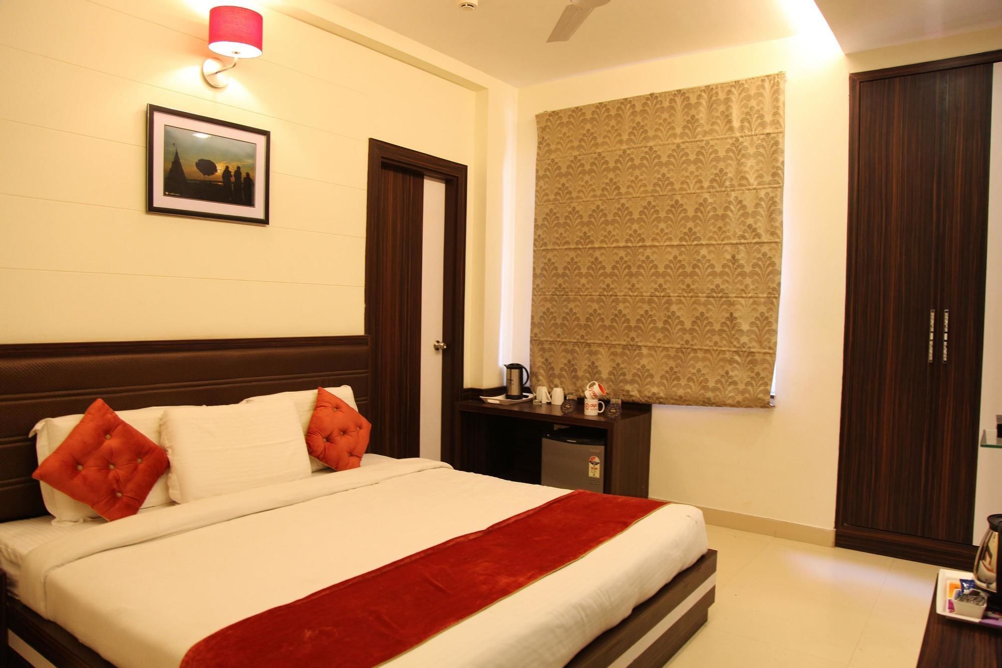 Hotel Premiere Villa Varanasi Luaran gambar